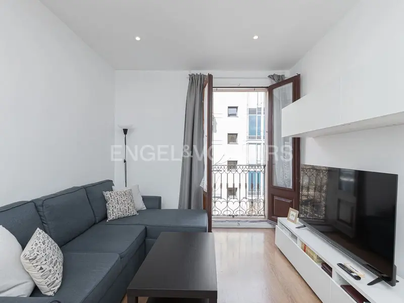 Apartamento en alquiler en Barcelona: 80m2, 2 habitaciones, 2 balcones