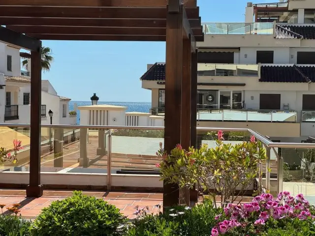 Apartamento de Lujo en Manilva 3 Dormitorios Primera Linea de Playa