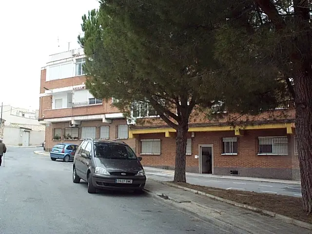 Apartamento 3 Dormitorios Cerca Colegio Santa Catalina