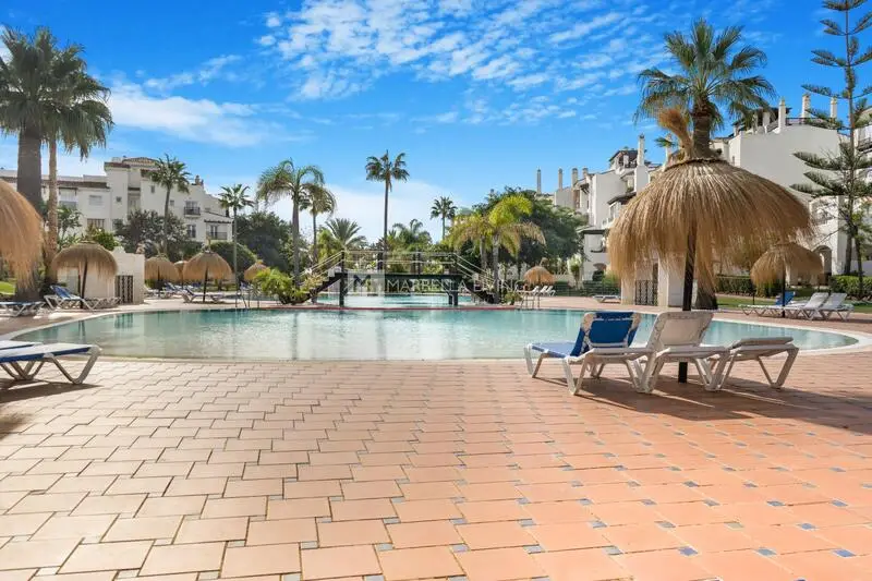 Apartamento 2 Dormitorios Alquiler Corto Plazo San Pedro Alcántara Málaga