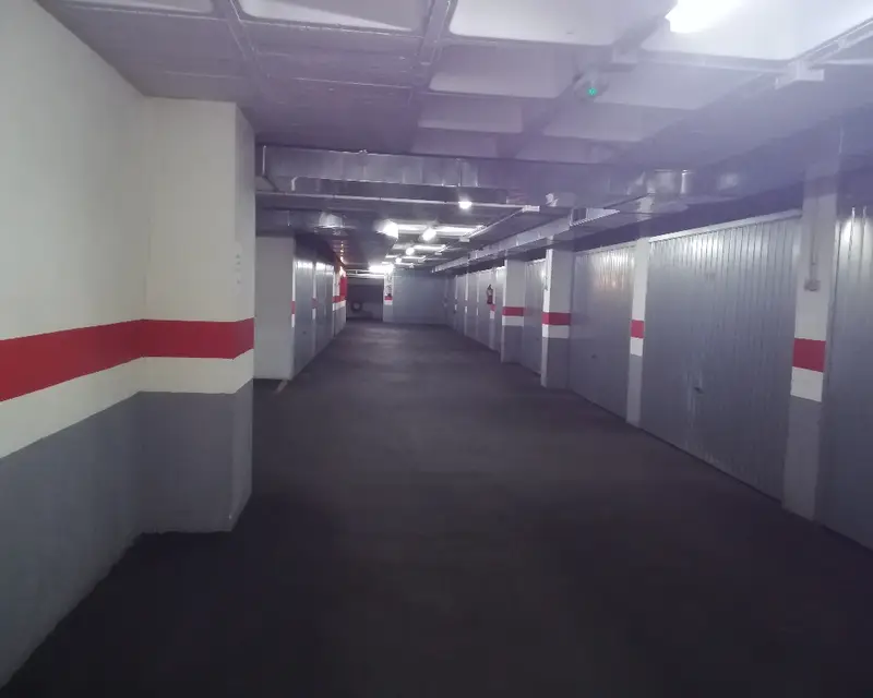 Garaje en Venta en Villena San Isidro 9m²