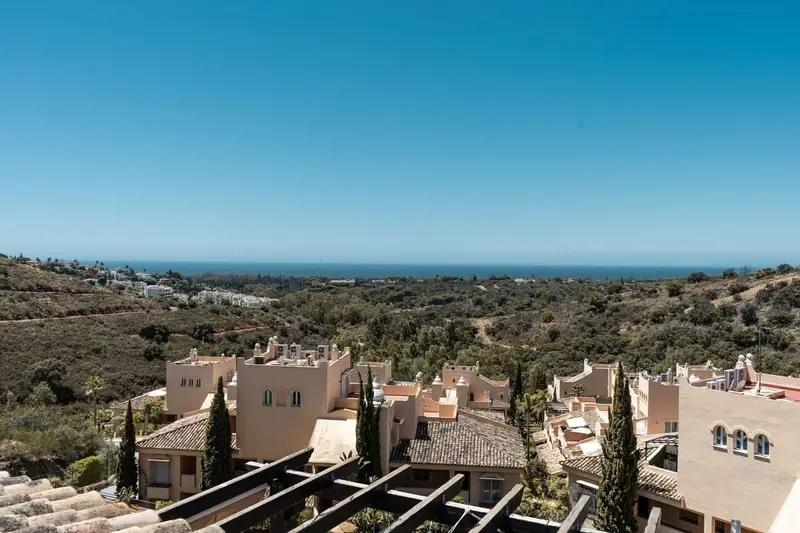 Ático de Lujo en Elviria Marbella Vistas al Mar