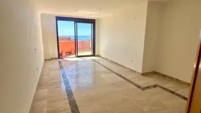 Ático con Vistas al Mar en Las Nayades Nueva Milla de Oro