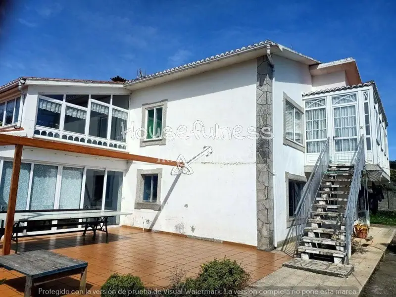 Venta Chalet de 5 habitaciones en Cobas, Ferrol - Ref: C001049