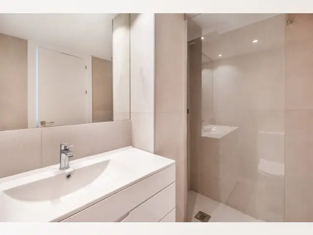 Piso de 2 Dormitorios en venta Marbella, España