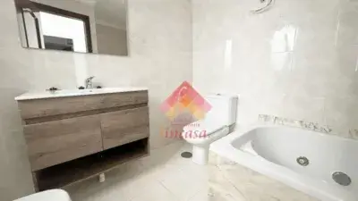 Casa en venta en Centro 114m² 2 dormitorios 2 baños