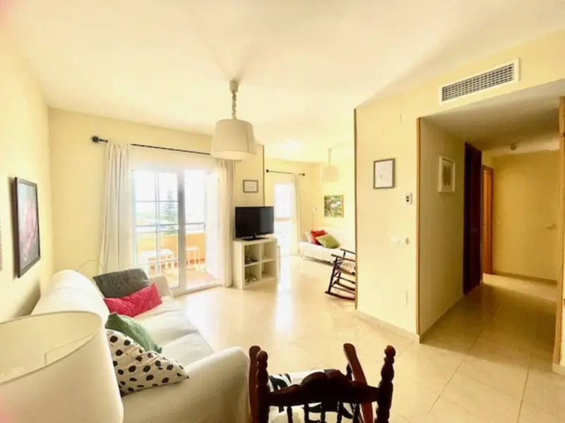 Apartamento 1 Dormitorio Velez Malaga Primera Linea de Playa Piscina Garaje