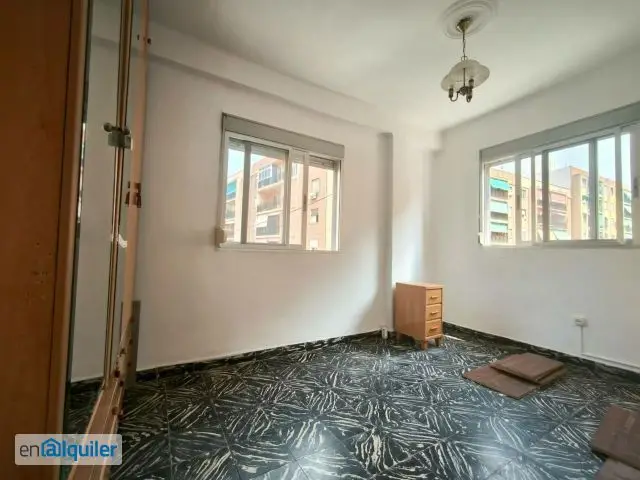 Alquiler piso con 2 habitaciones Rascanya