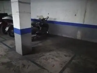 Garaje en venta Burjassot 12m2 con ascensor