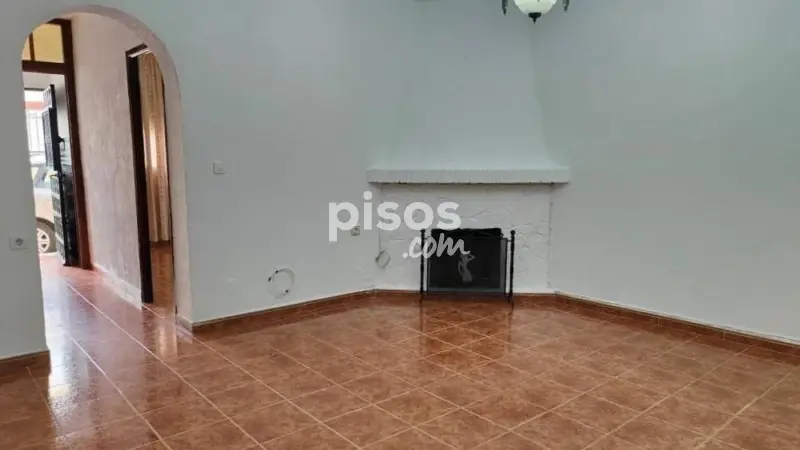 Casa en Venta en Los Barrios Planta Baja 3 Dormitorios Patio