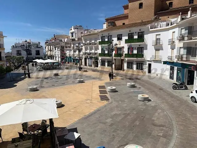 Apartamento 4 Dormitorios Torrox Centro Plaza Constitucion