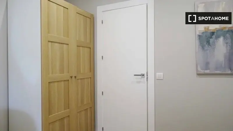 Apartamento 4 dormitorios 2 baños en Barcelona