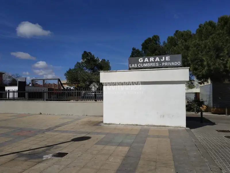 Box/plaza de garaje en venta en Centro - Hospital