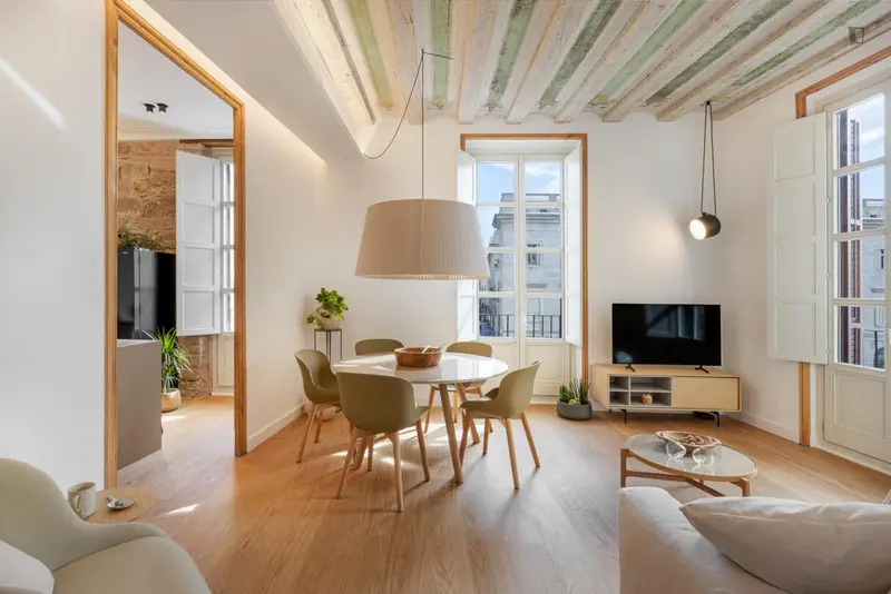 Apartamento 4 Habitaciones Barcelona Centro Alquiler Mensual