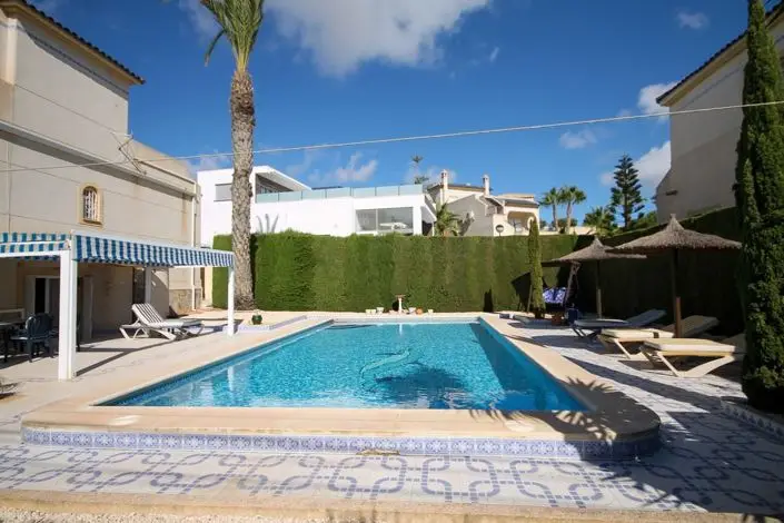 Villa de 3 Dormitorios en Costa Blanca Sur