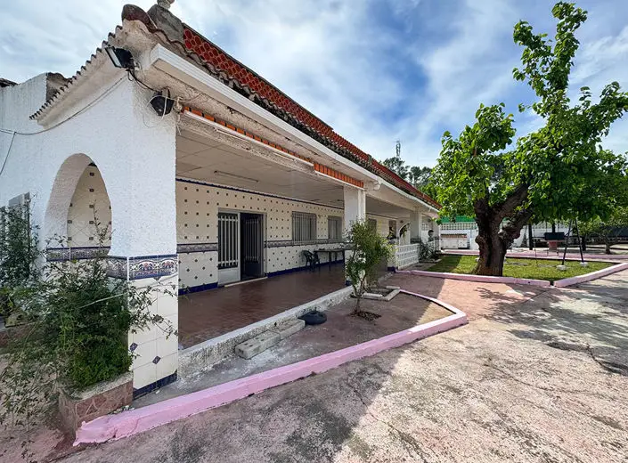 Villa 7 Dormitorios Gandia Piscina Pista Tenis