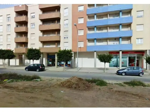 Local Comercial en Alquiler El Ejido 185m2 Frente Corte Ingles