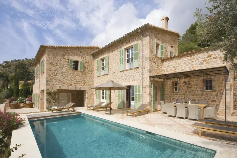 Casa de Lujo 4 Dormitorios Mallorca Alquiler Piscina Privada Vistas al Mar