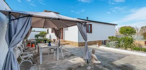 Casa Rural con 3 Dormitorios y Baños en Suite Cerca de Playas