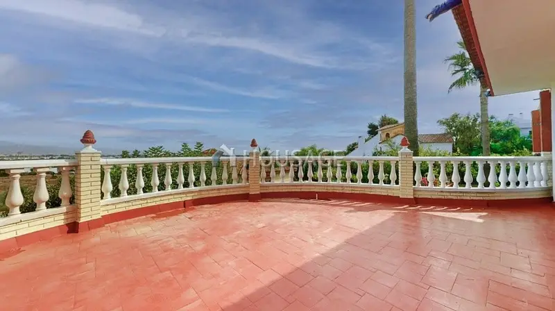 Villa sostenible en venta en Málaga con vistas a la bahía