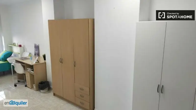 Estudio para Estudiantes en Camino de Ronda Granada