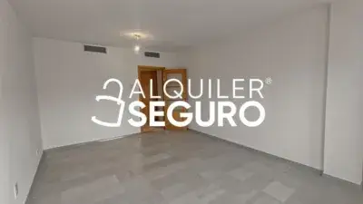 Alquiler Piso 90m2 Mairena Aljarafe 3 Dorm 2 Baños