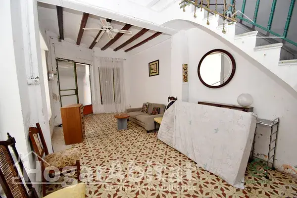 Casa en Sueca para reformar con 6 dormitorios y terraza