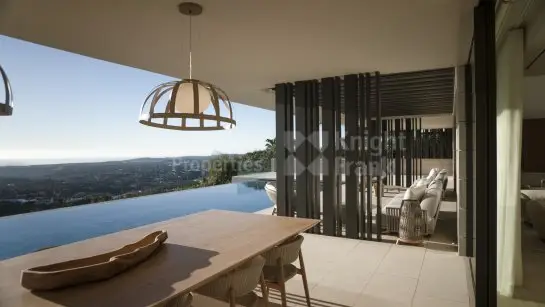 Villa de Lujo con Vistas Panorámicas en La Reserva de Sotogrande