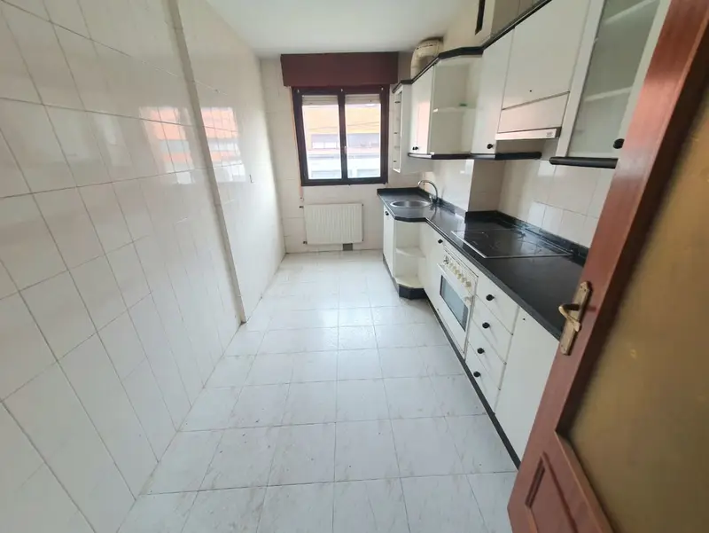 Venta Piso 3 Habitaciones Lugones Pola de Siero