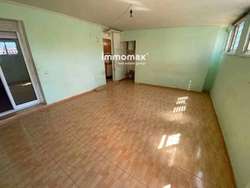 Piso en venta Gavà 74m² a reformar