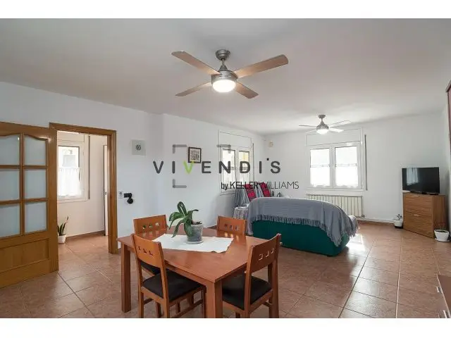 Casa Castellví de Rosanes 2 Plantas Independientes 222m2