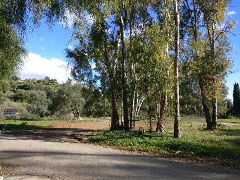Terreno en Venta Benahavis 6800m2  Chalet 1200m2