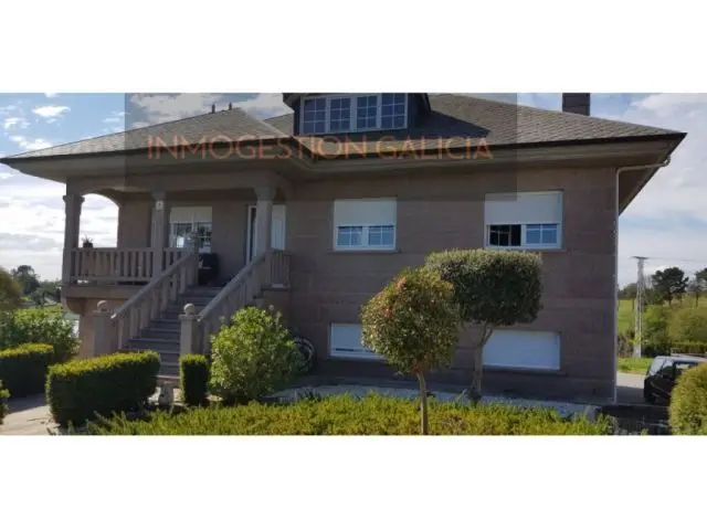 Casa Chalet en Venta en Cerceda La Coruña