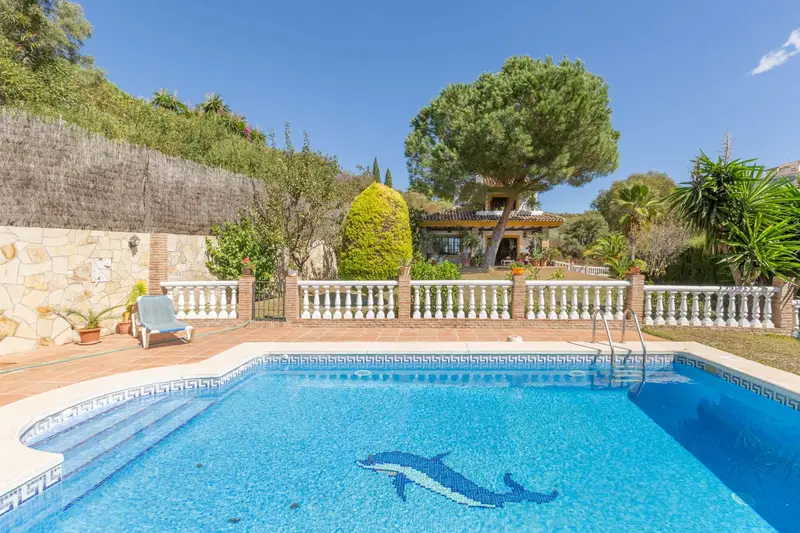 Casa Rustica 4 Dormitorios Elviria