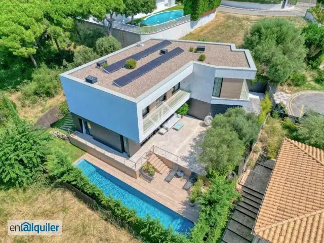 Alquiler casa piscina Fenals