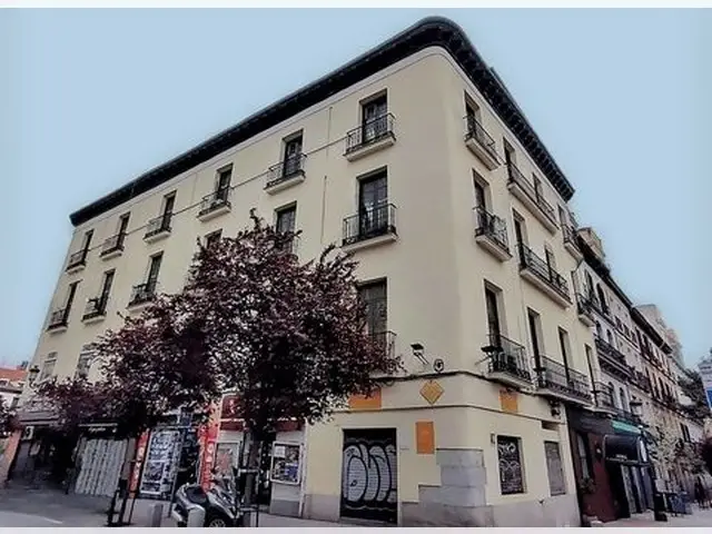 Venta Edificio Plaza Santa Ana Madrid