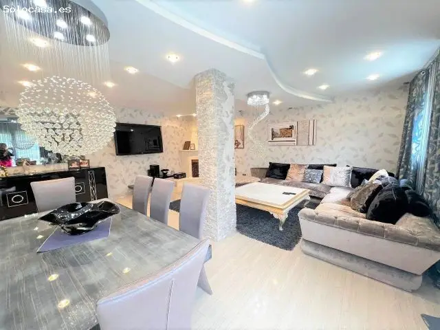 Villa de Lujo en Venta en Lloret de Mar