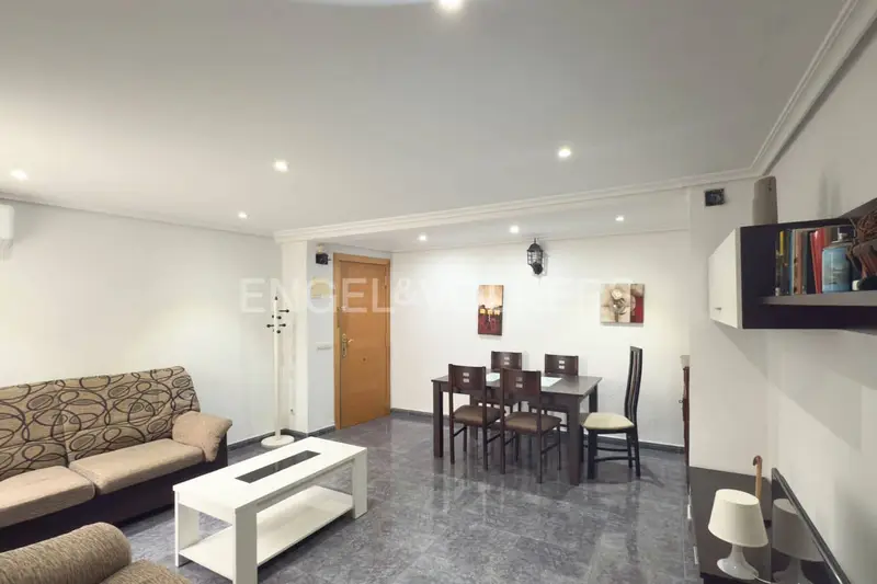 Apartamento Reformado en Valencia Cerca de la Playa