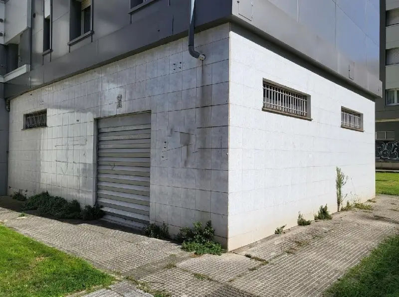 Venta Local Comercial Gijon Dos Viviendas