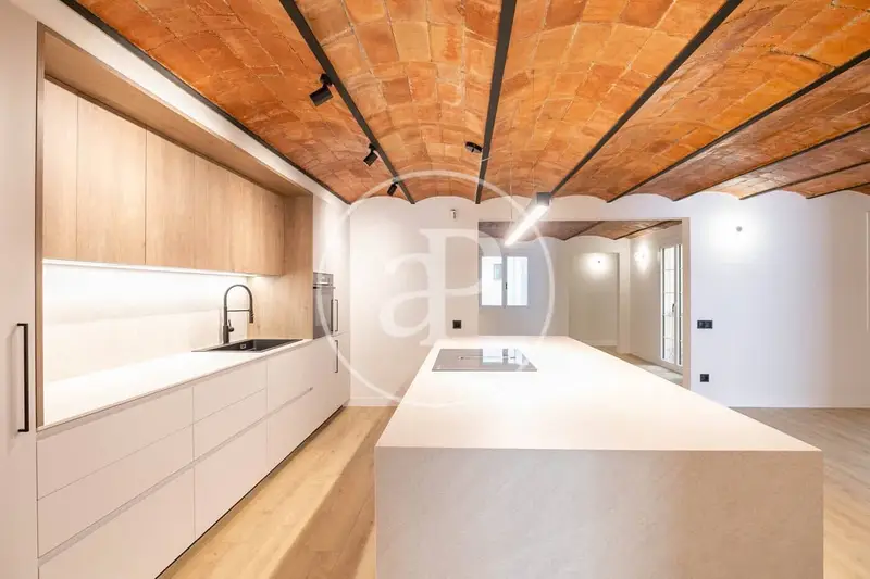 Apartamento Reformado en el Gótico 125m²