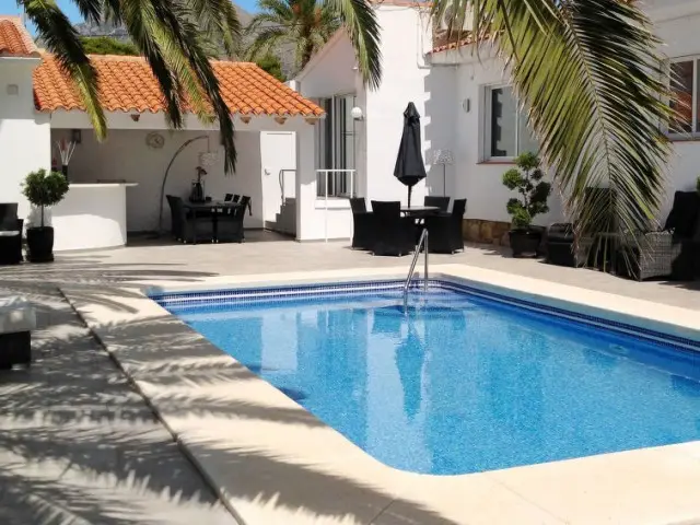 Casa Adosada 2 Dormitorios Altea Piscina Barbacoa