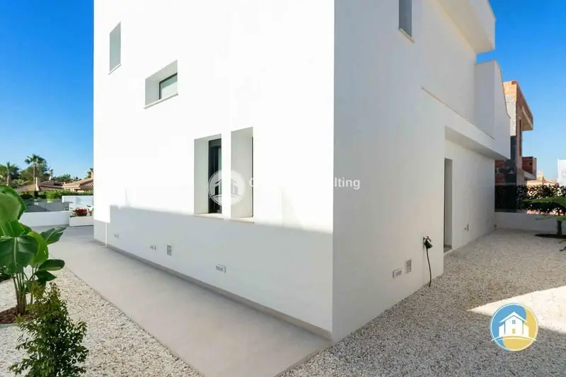 Chalet en venta en Rojales, Alicante