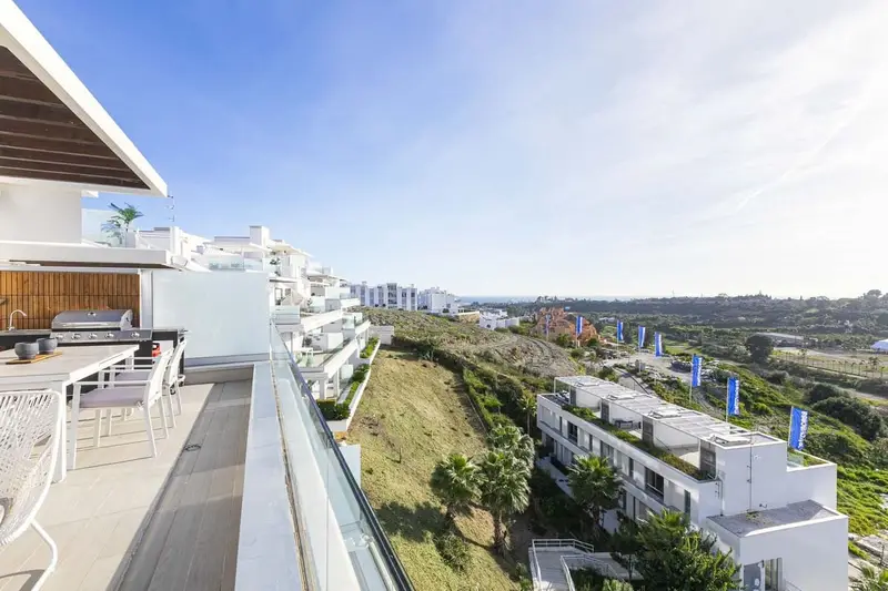 Atico en Venta Cancelada Estepona Cerca de Golf y Playa