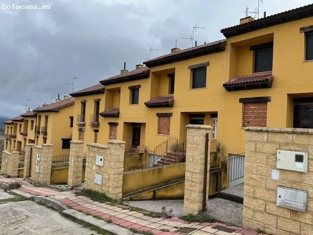 Chalets Adosados en Venta El Tiemblo Avila