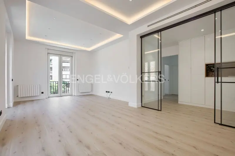 Apartamento en venta Argüelles Madrid 4 dormitorios 3 baños reformado