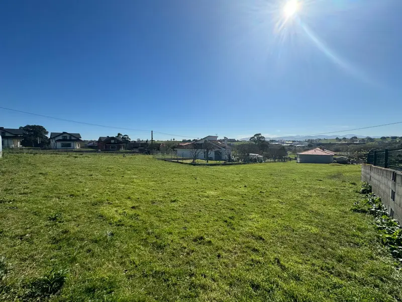Venta Terreno Santa Cruz Bezana 1201m² 2 Chalets