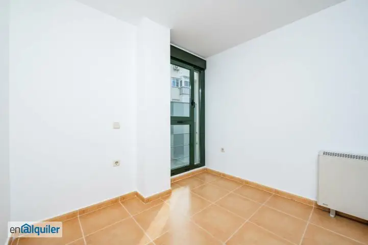 Alquiler Piso Ascensor Pinto Sin Amueblar