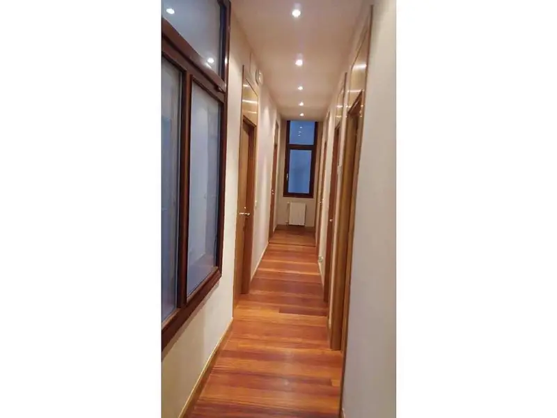 Oficina en venta en Bilbao 114m2 6 despachos