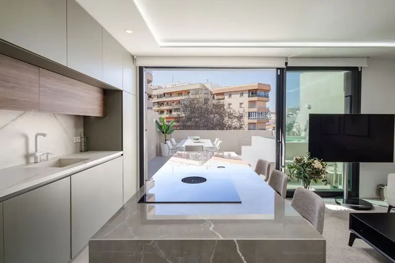 Atico en Venta Marbella 4 Dormitorios 35 Banos Lujo