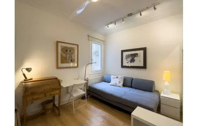 Estudio de 18m² en Barcelona cerca de Muntaner